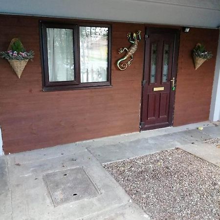 Bed and Breakfast The Old Cart Shed Lenwade Екстер'єр фото