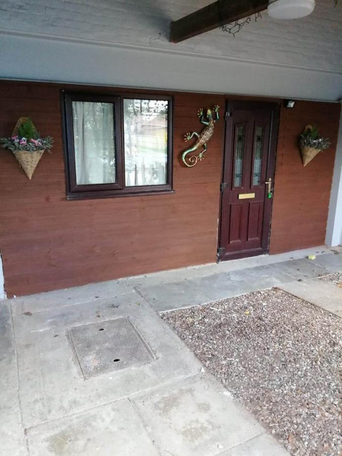 Bed and Breakfast The Old Cart Shed Lenwade Екстер'єр фото